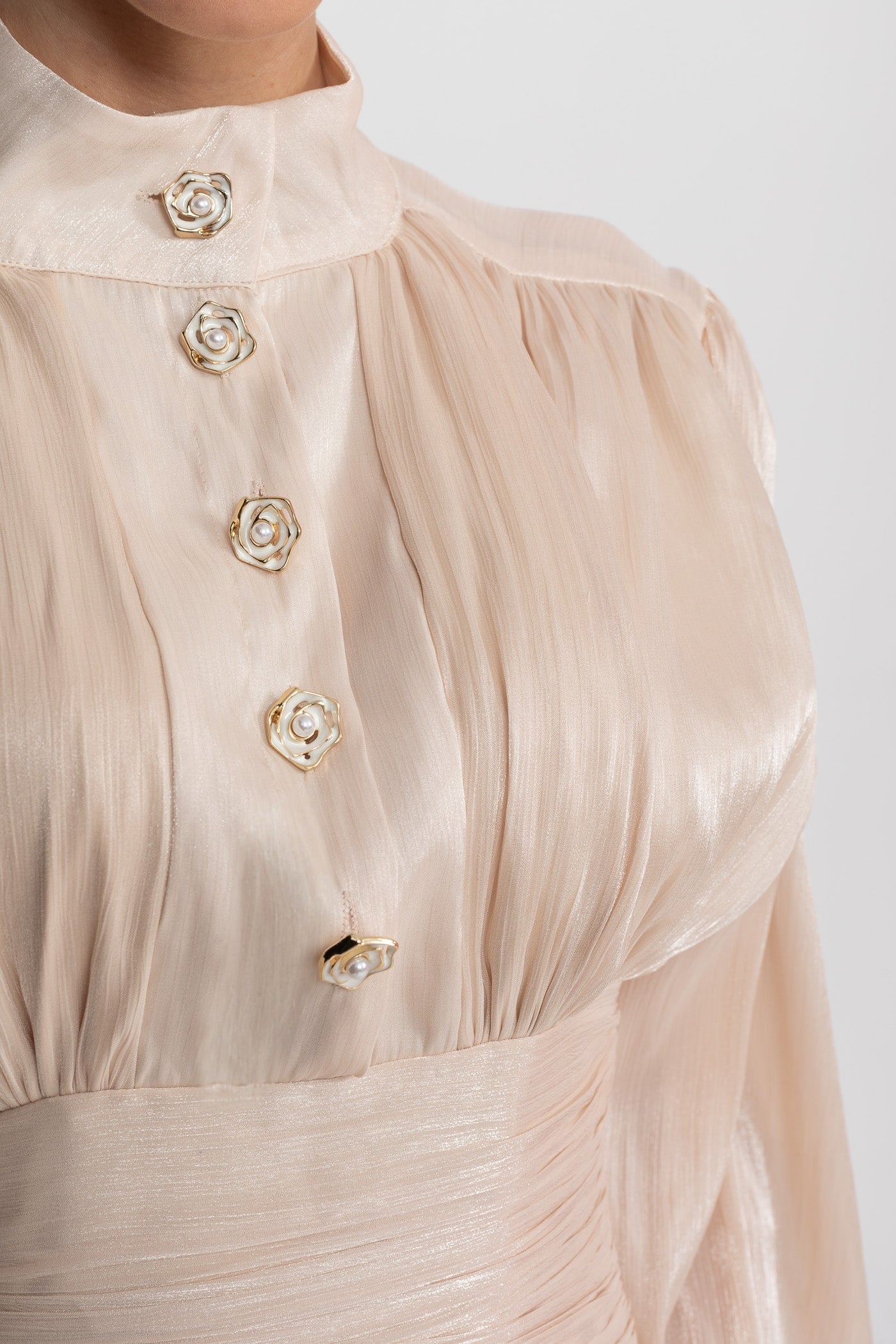 Abito Mini Drappeggiato a Maniche Lunghe con Gonna a Balze a Strati - Champagne 
