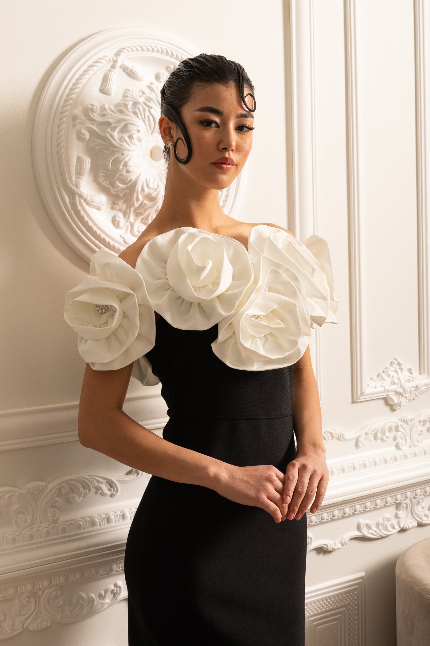 Fitted Gown With Large White Floral Embellishments - Black