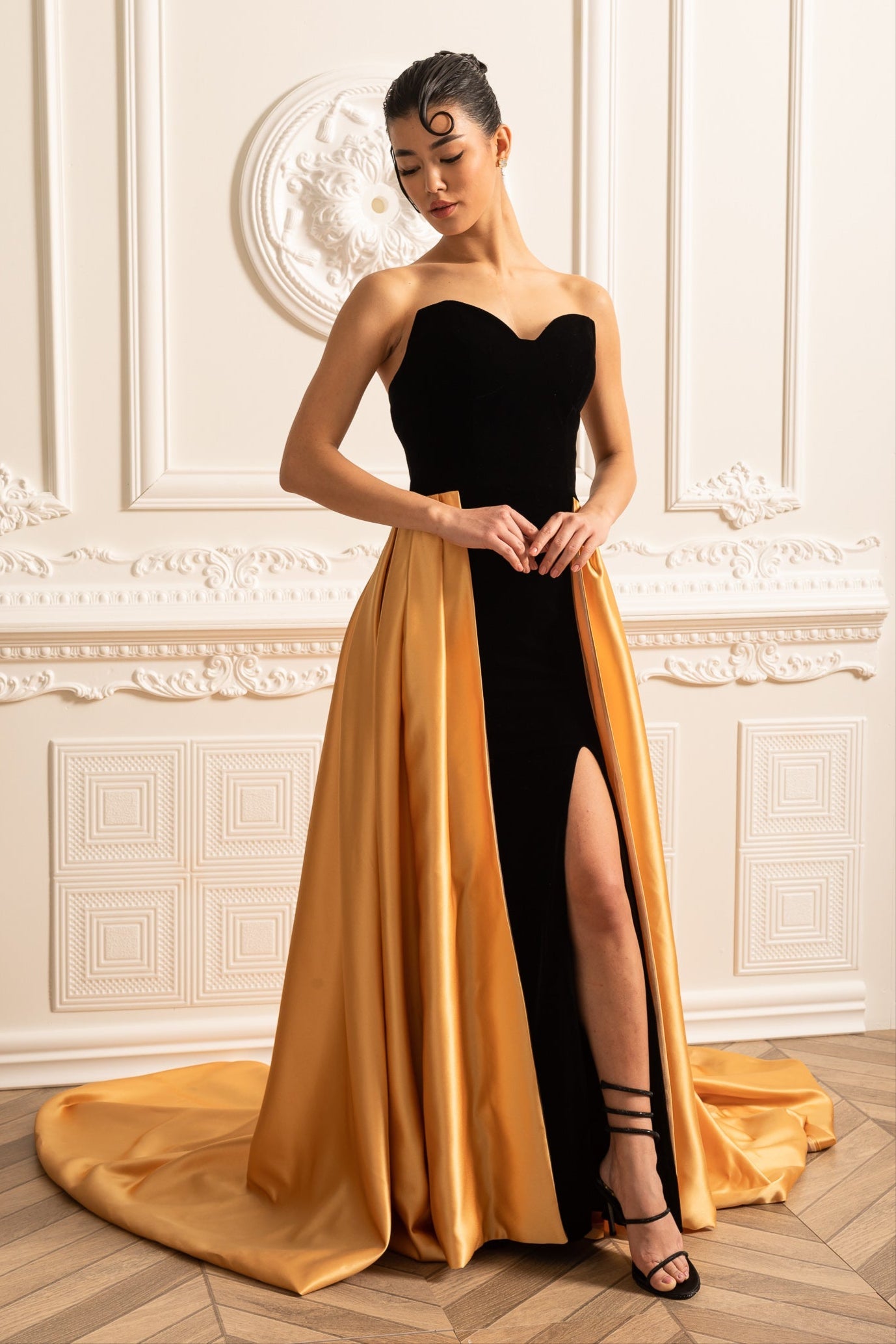 Velvet Gown With Fitted Bodice And Flowing Gold Satin Skirt - Black