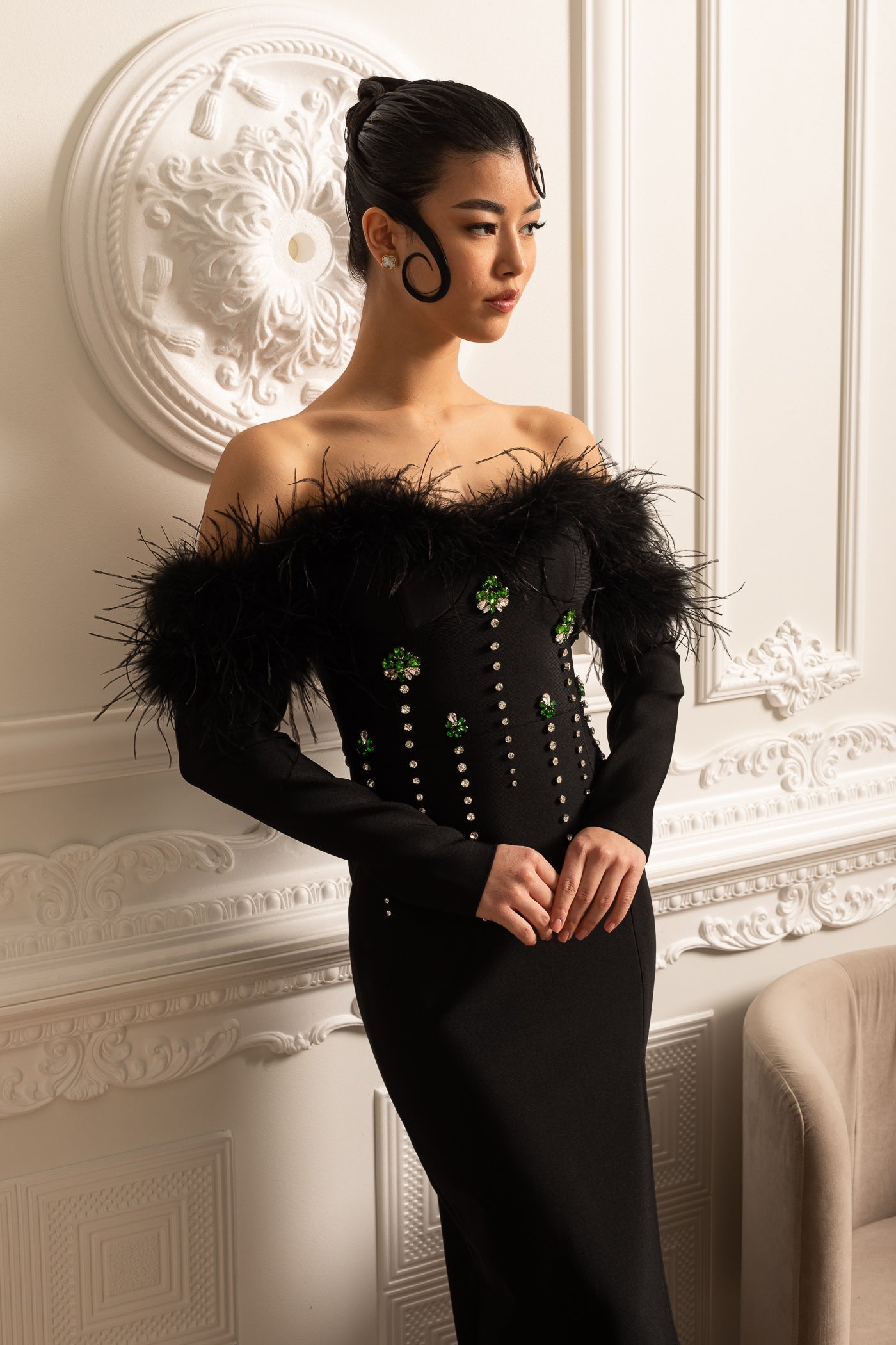Feather Adorned Dress With Sparkling Embellishments And High-Side Slit  - Black