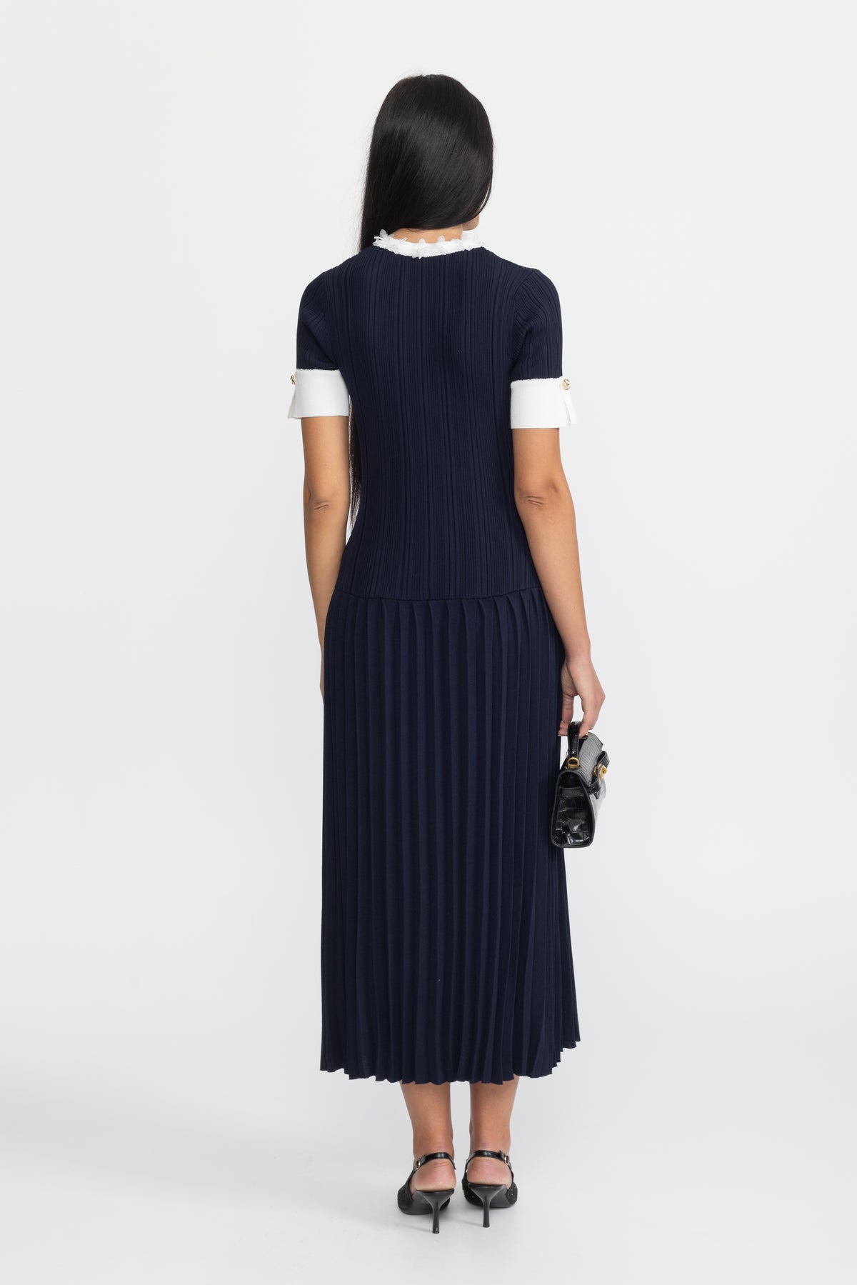 Abito midi in maglia plissettata con finitura a volant - blu navy 