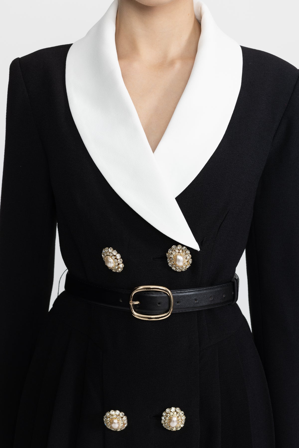 Contrast Lapel Belted Pleated Blazer Mini Dress - Black
