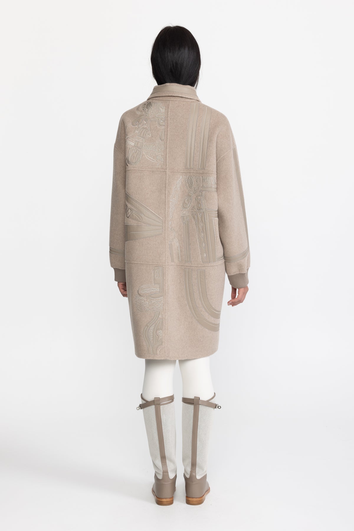 Cappotto in lana con zip e ricamo appliqué equestre - Taupe 