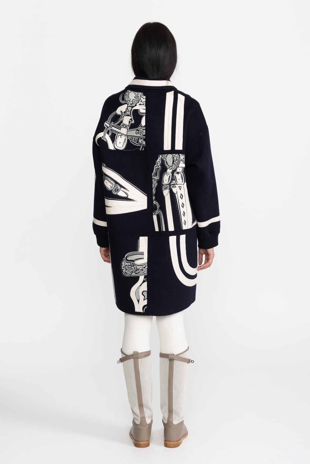 Cappotto con zip in lana ricamata con applicazione equestre - Blu navy 