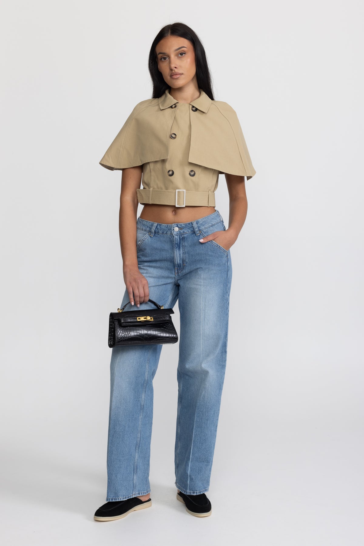 Top cropped trench a mantella con cintura - kaki 