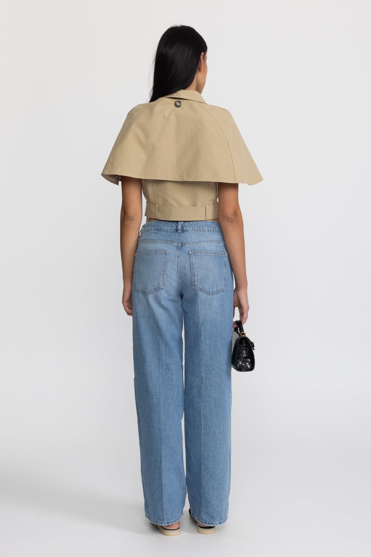 Top cropped trench a mantella con cintura - kaki 