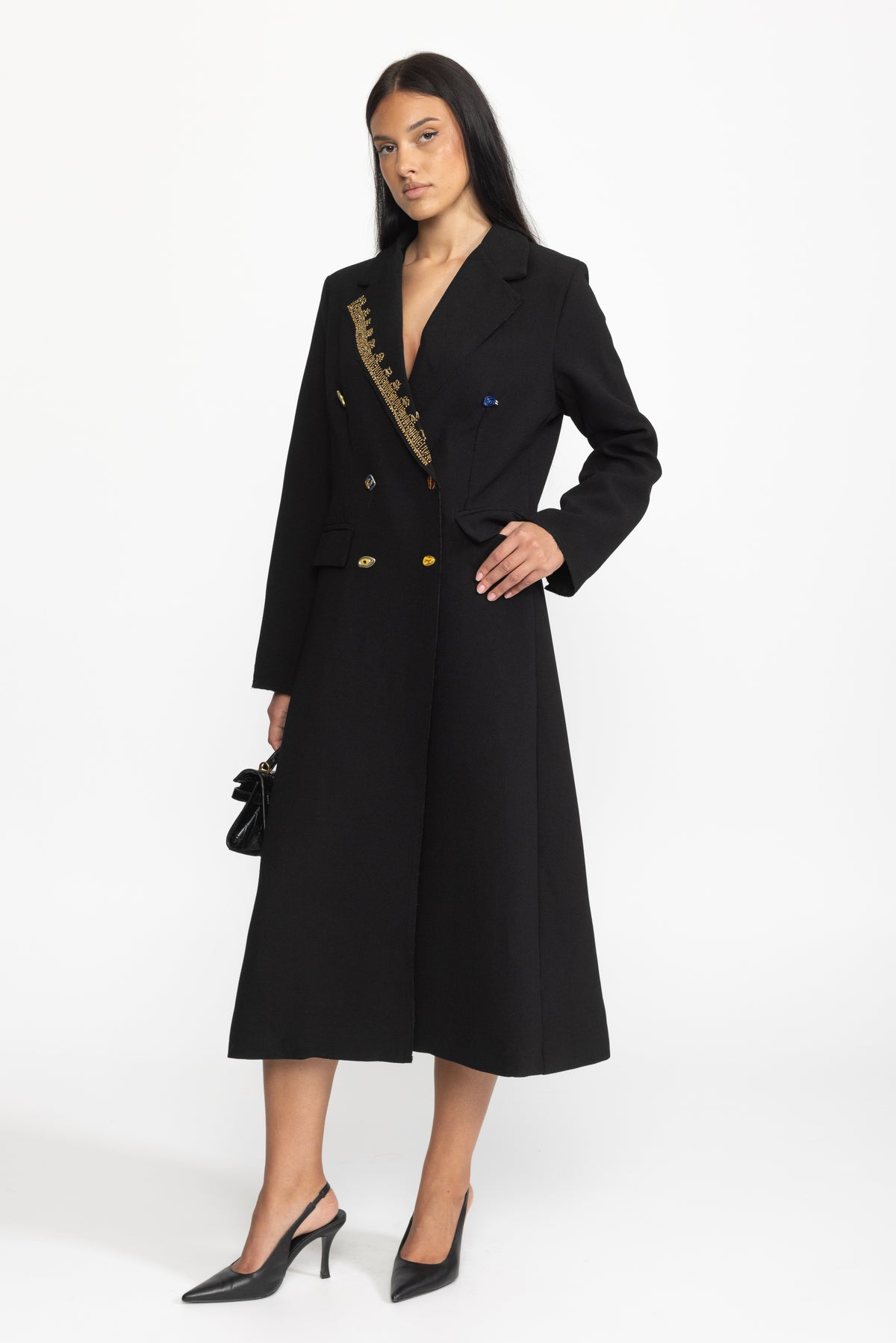 Cappotto lungo doppiopetto con rever decorato - Nero 