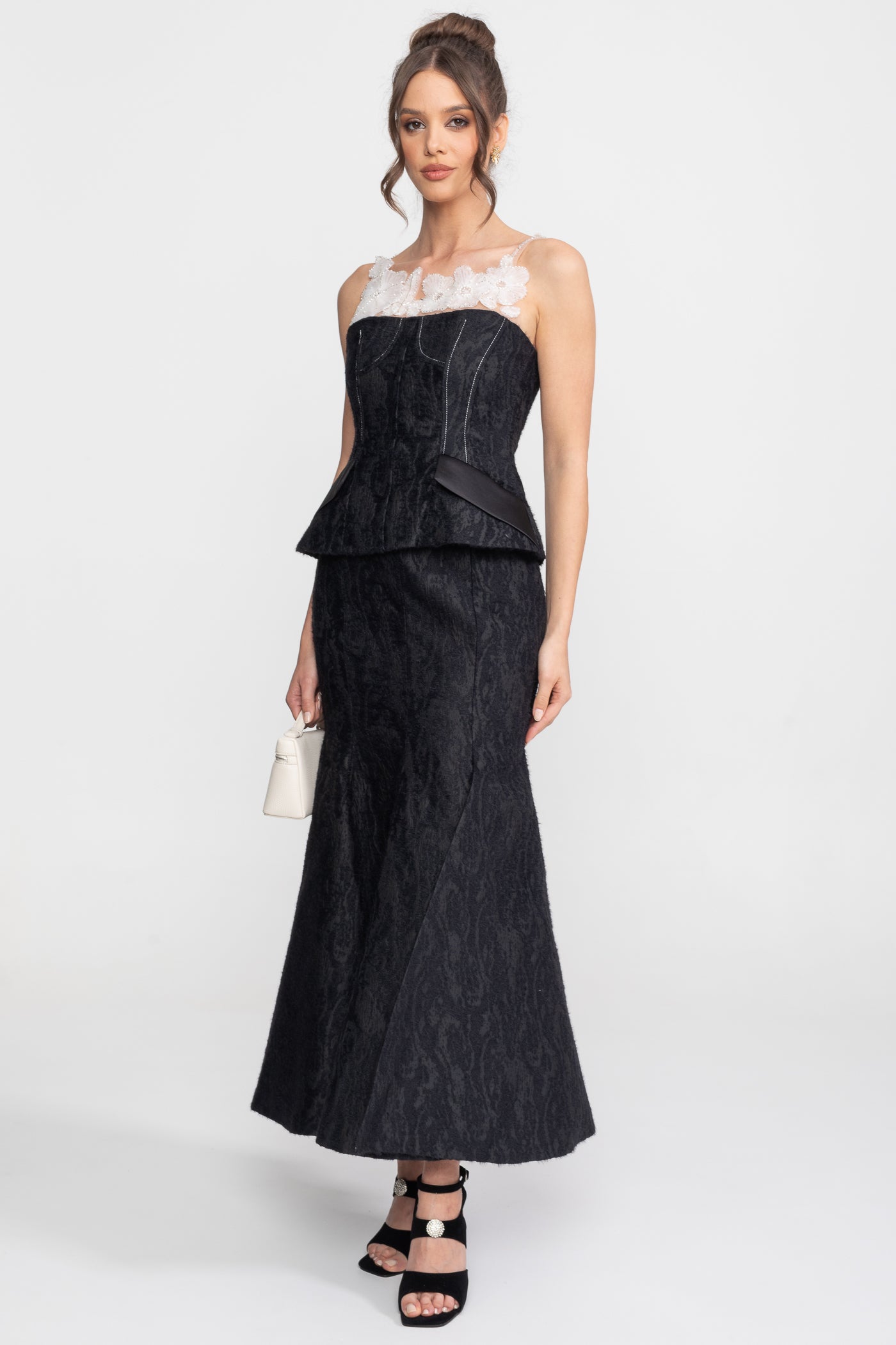 Set Maxi in jacquard con scollo floreale trasparente e vita peplum - Nero 