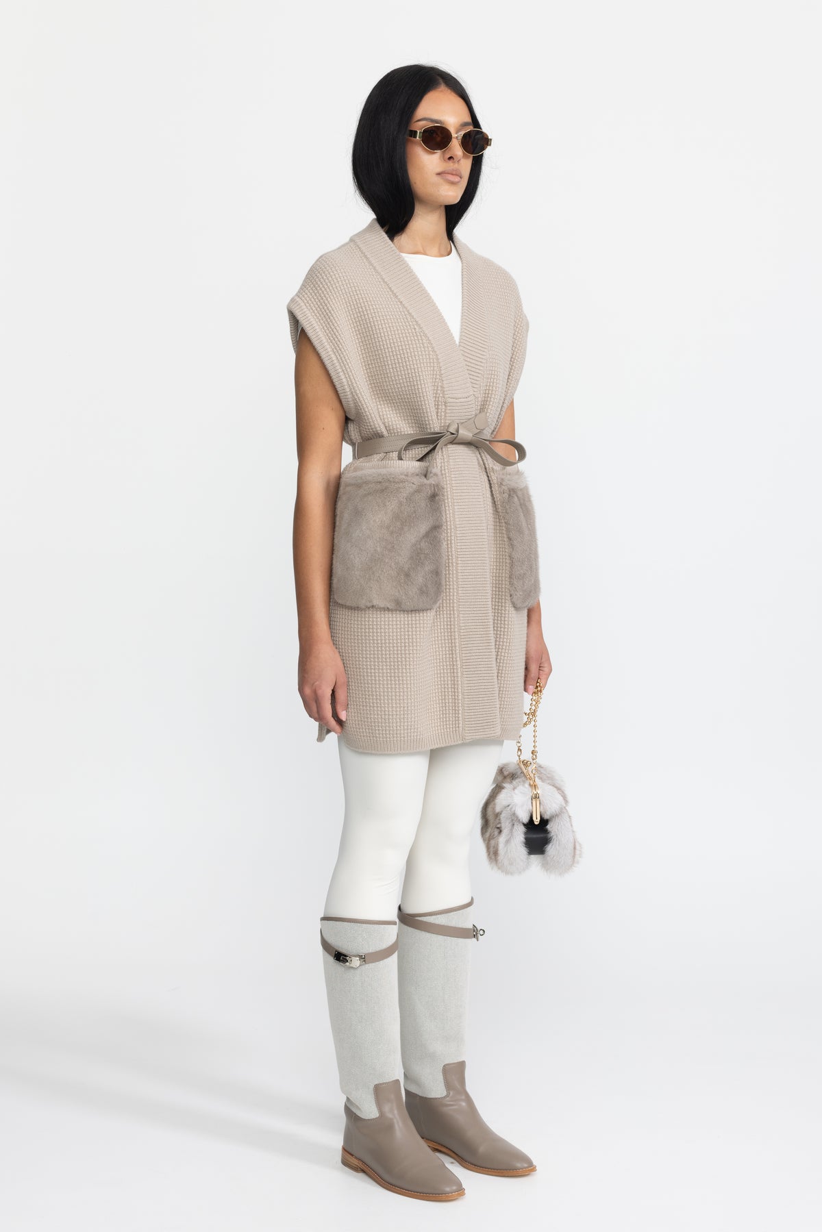 Gilet in maglia waffle con cintura e tasche in pelliccia - Beige 