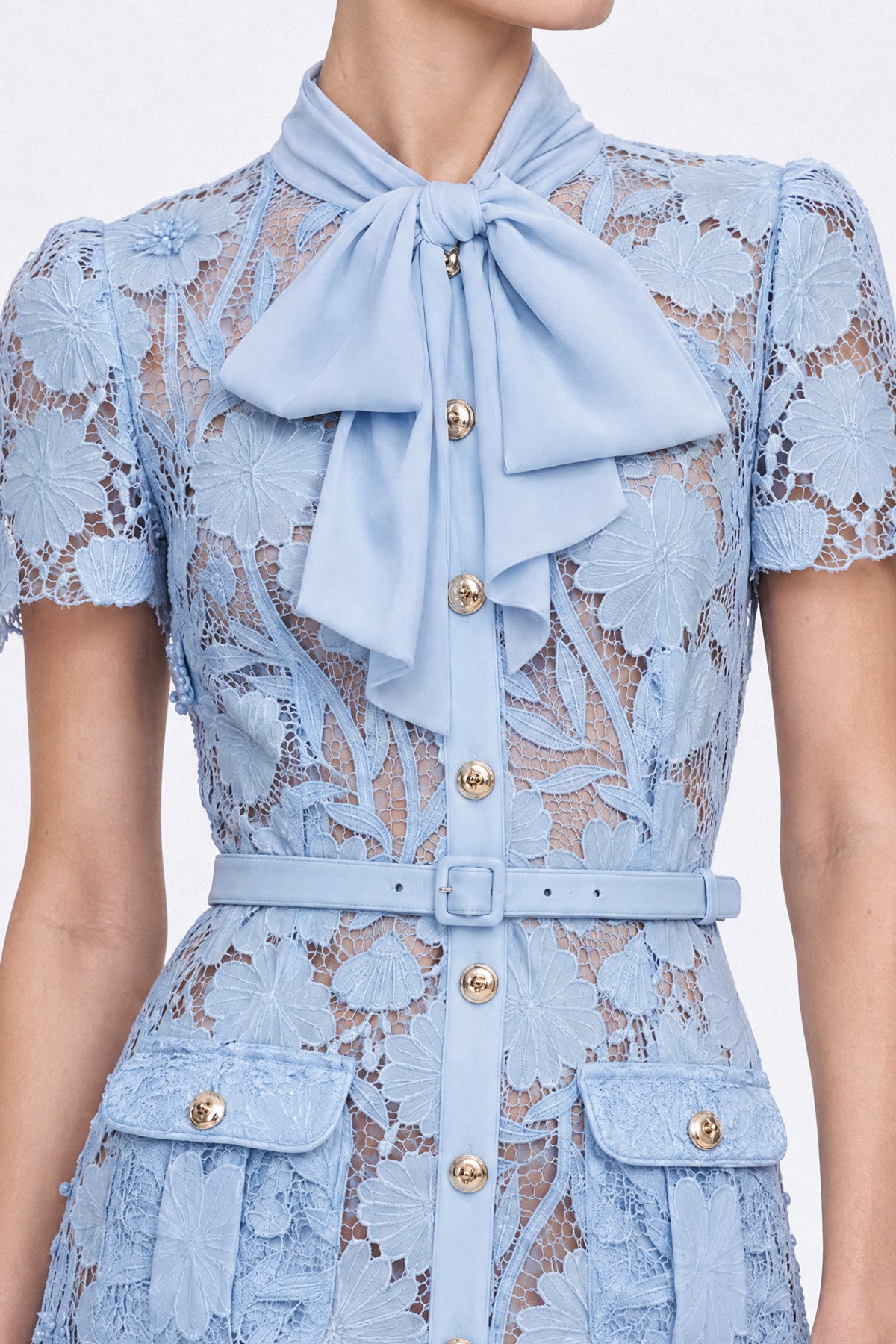 Abito chemisier in pizzo guipure - Powder Blue 