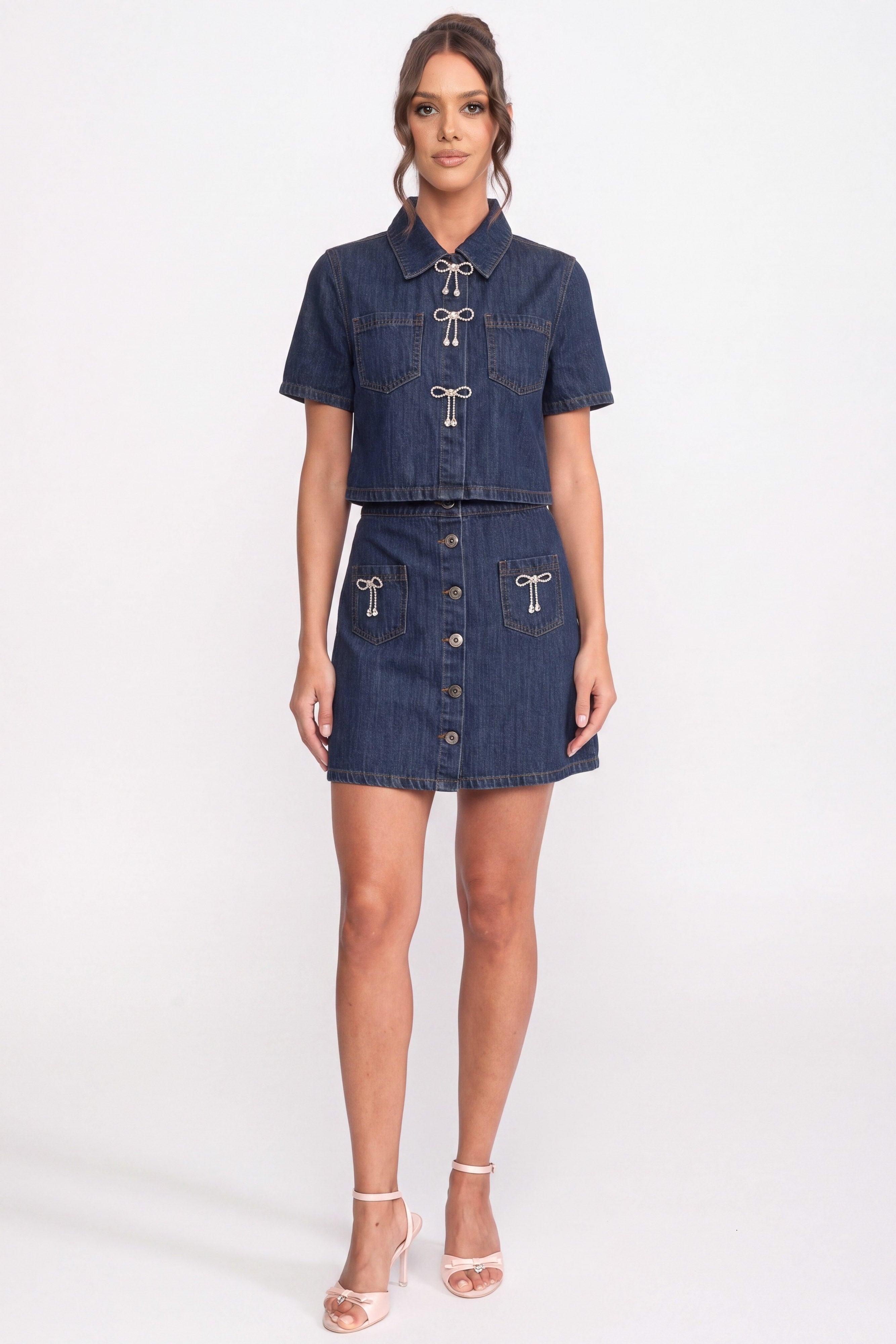 Co-ord set con camicia in denim e gonna svasata con dettagli di fiocchi scintillanti - Blu 