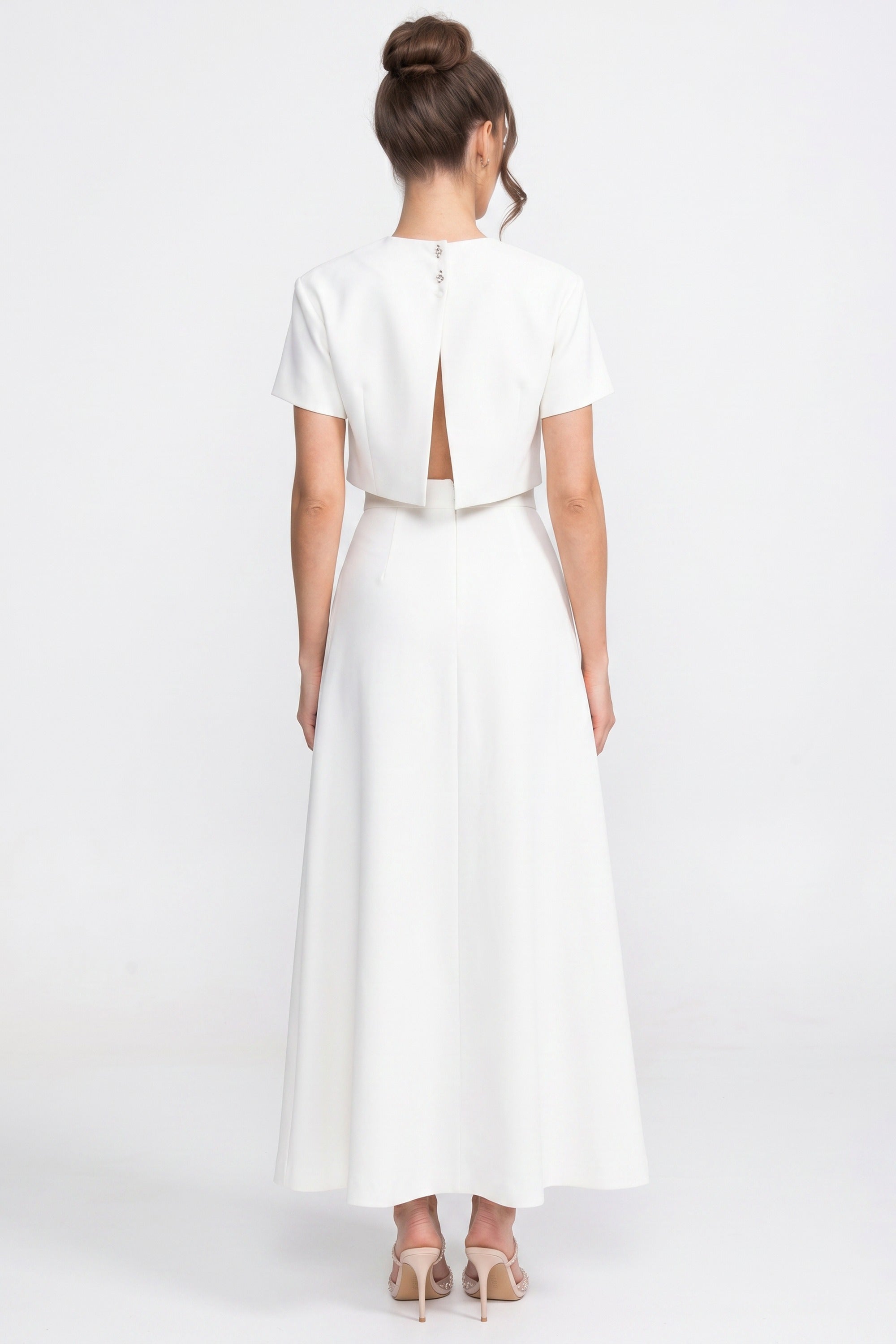 Set coordinato a stampa floreale a maniche corte con crop top e gonna lunga - Bianco 