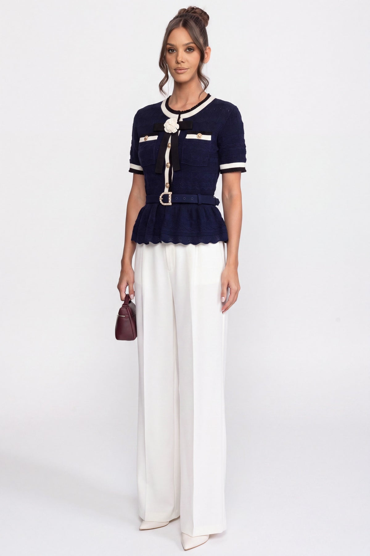 Top in maglia peplum con colletto sailor a contrasto e bottoni perlati - Navy 