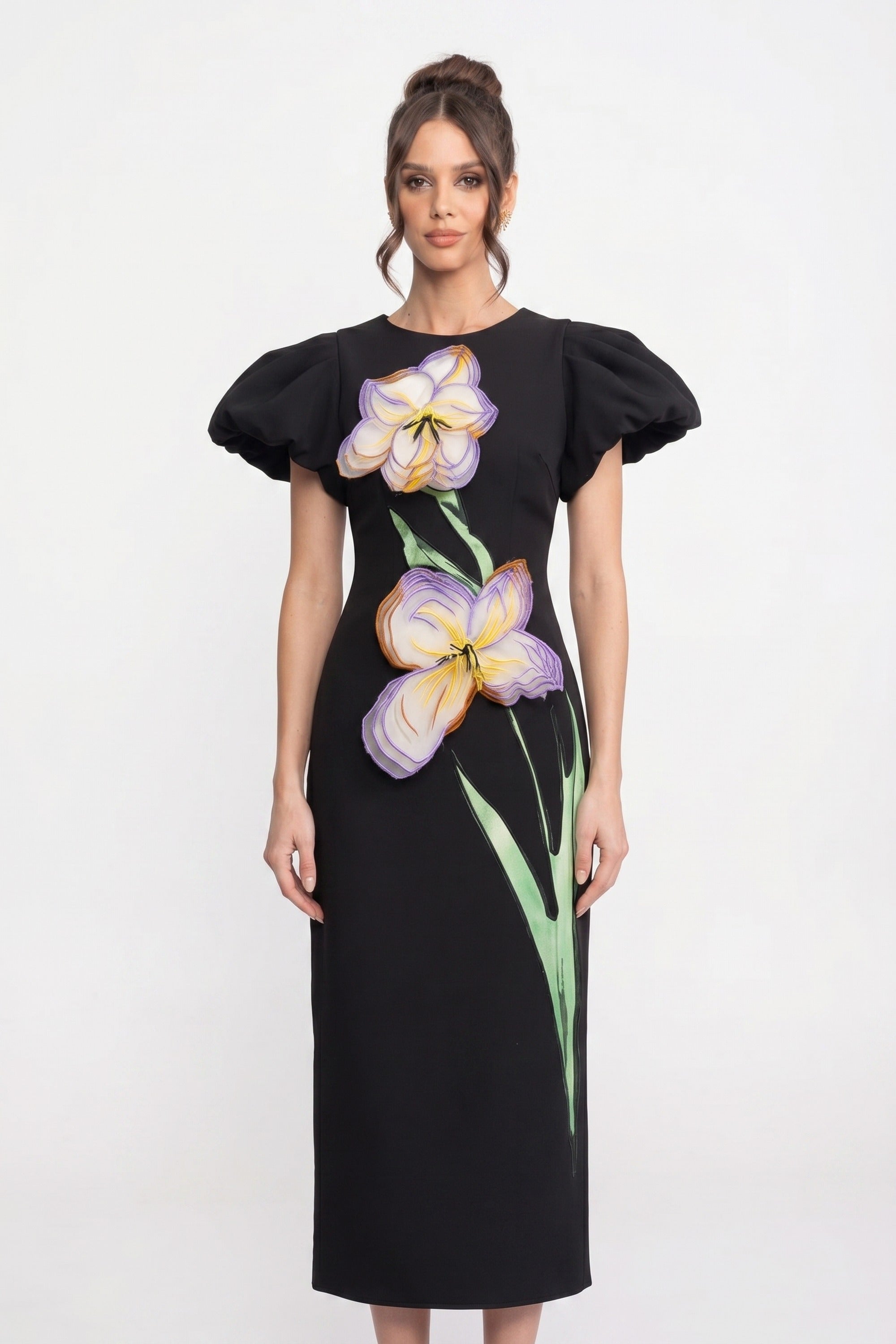 Abito Maxi Strutturato con Spalle Definite e Applicazione Floreale Iris 3D - Nero 