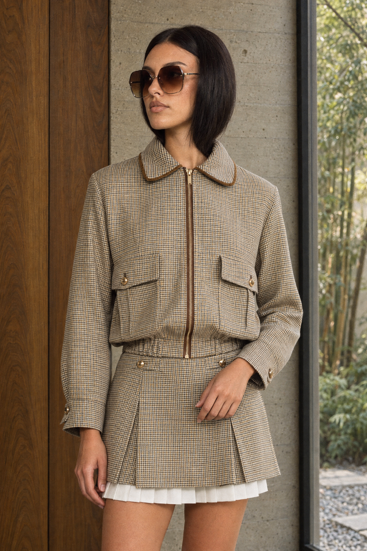 Completo con bomber pied-de-poule e minigonna plissé - Beige 