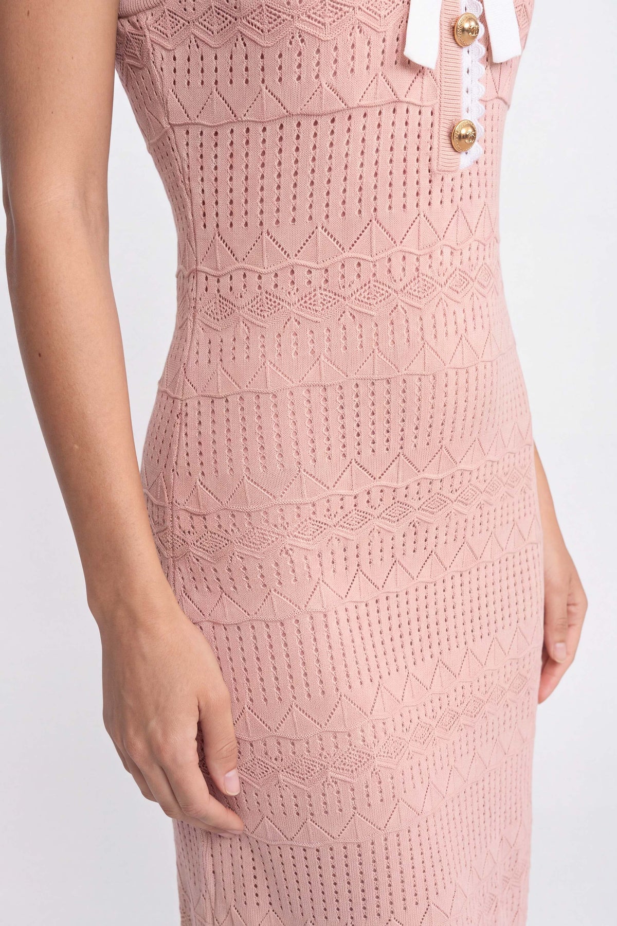 Abito Midi in Maglia Crochet con Bordo Nero e Fiocco - Rosa 
