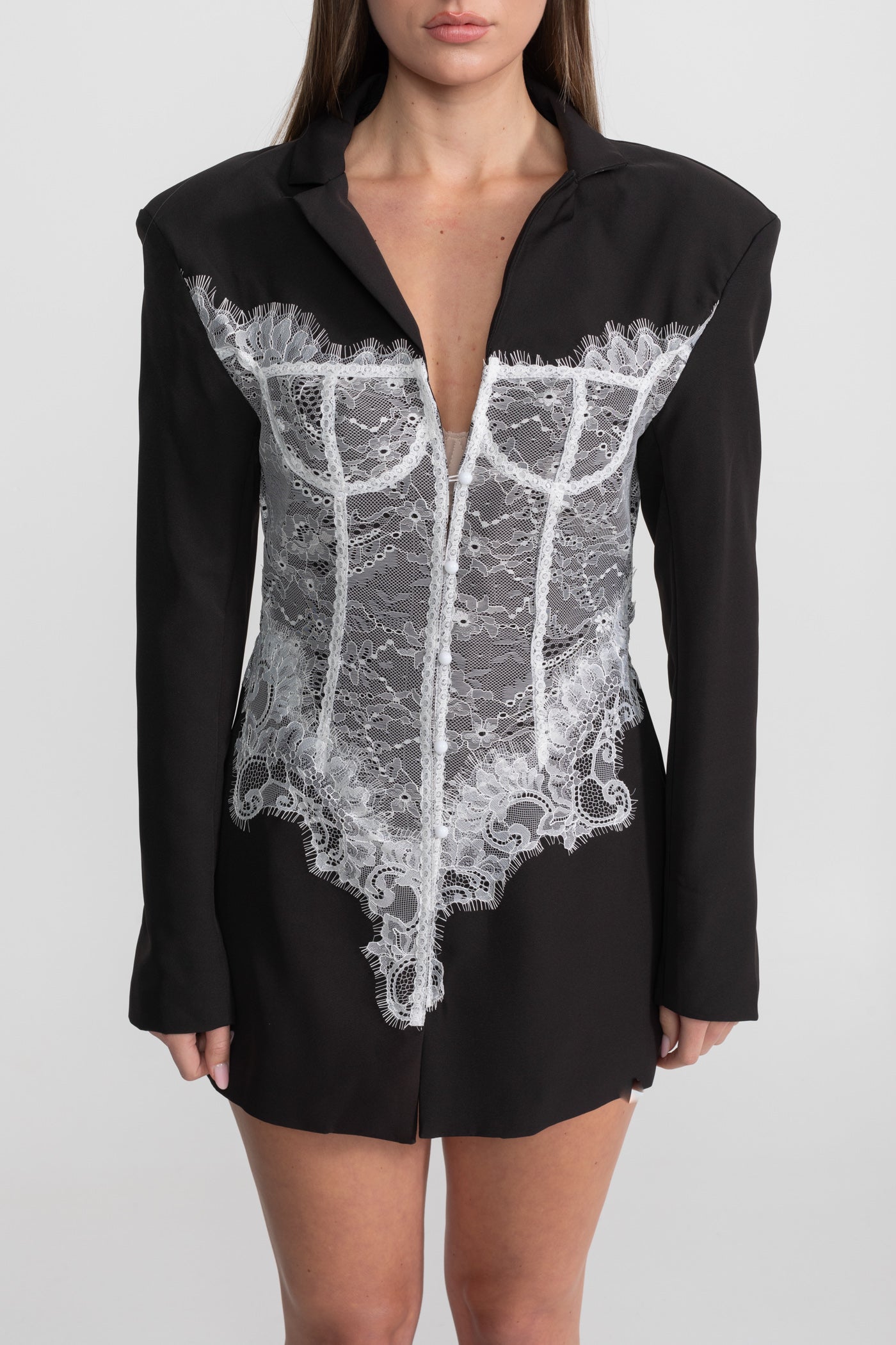 Abito Blazer con Corsetto in Pizzo e Scollo Profondo a V – Nero 