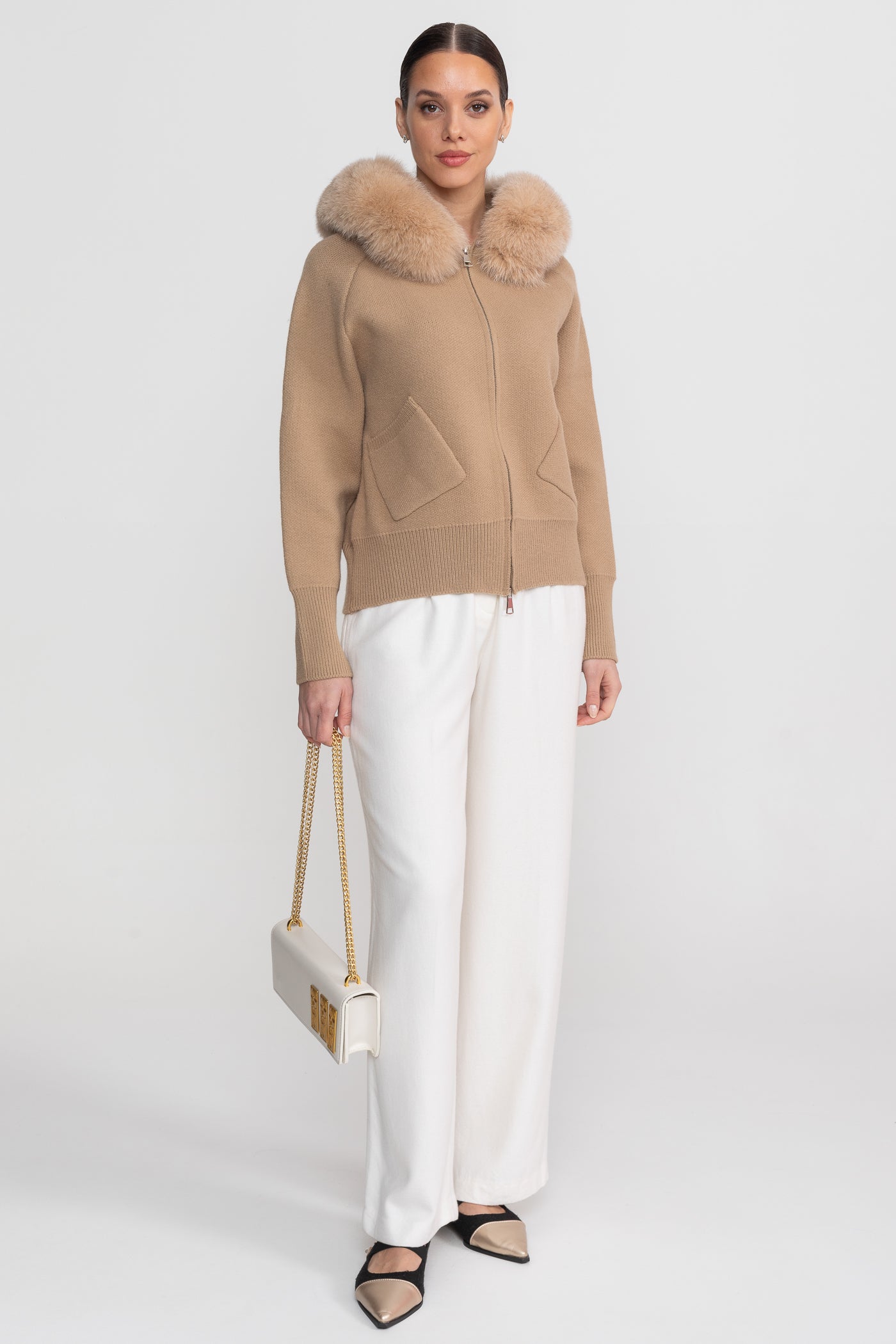 Felpa con zip in lana con collo in pelliccia di volpe – Marrone 