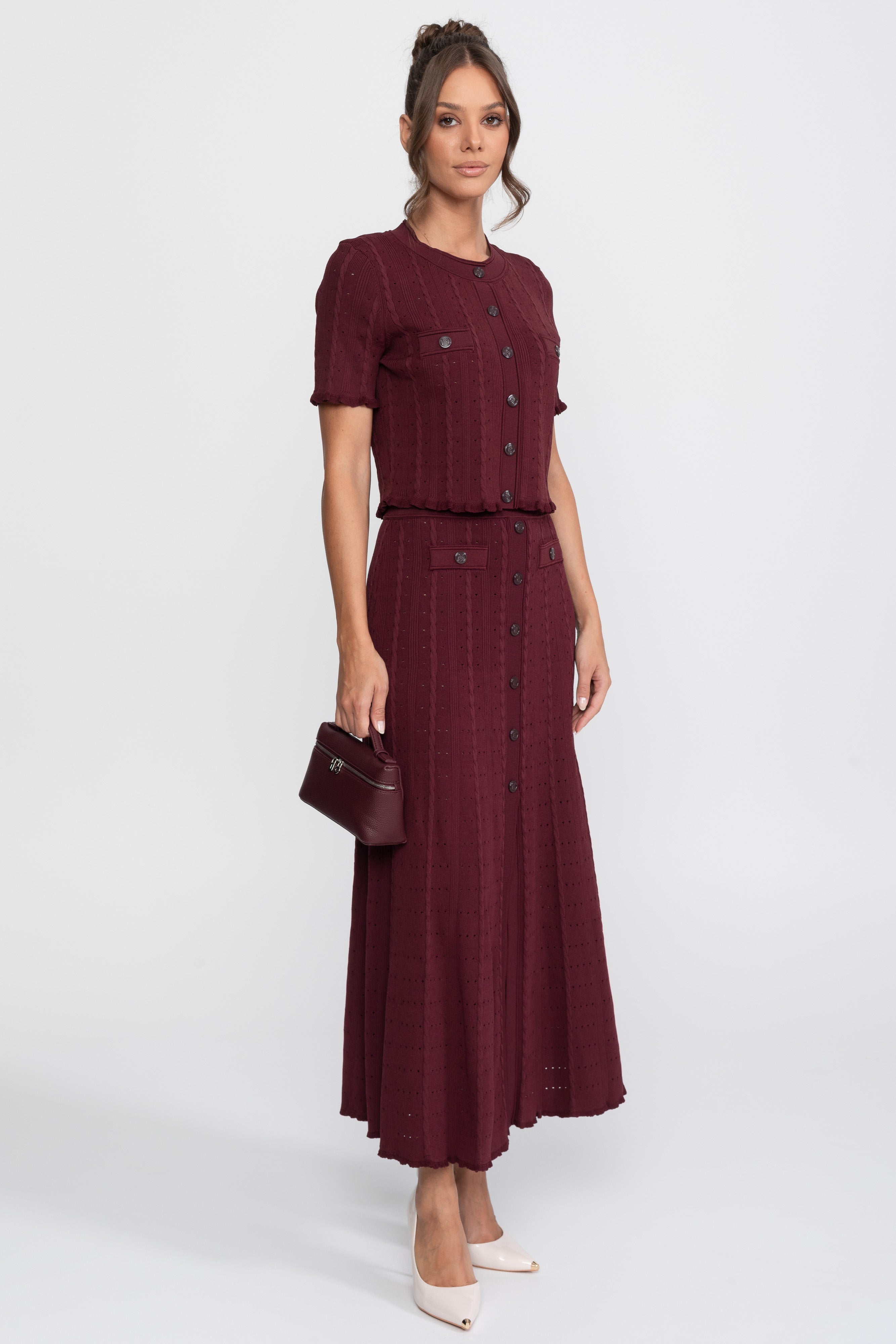 Coordinato in maglia a coste con cardigan frontale abbottonato e gonna maxi abbinata - Burgundy 