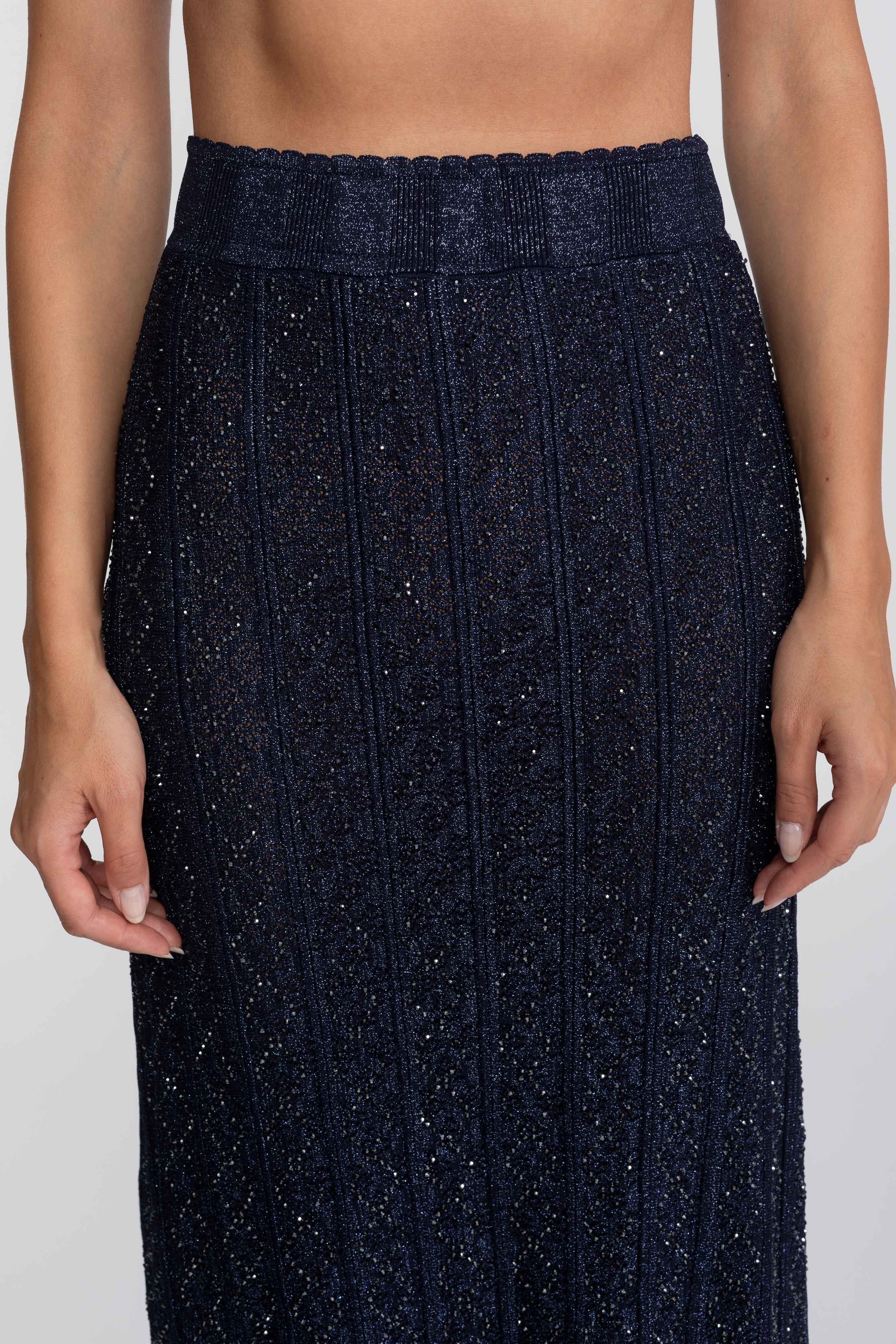 Coordinato in pizzo con motivo a ромbi, maniche lunghe e gonna maxi - Navy 