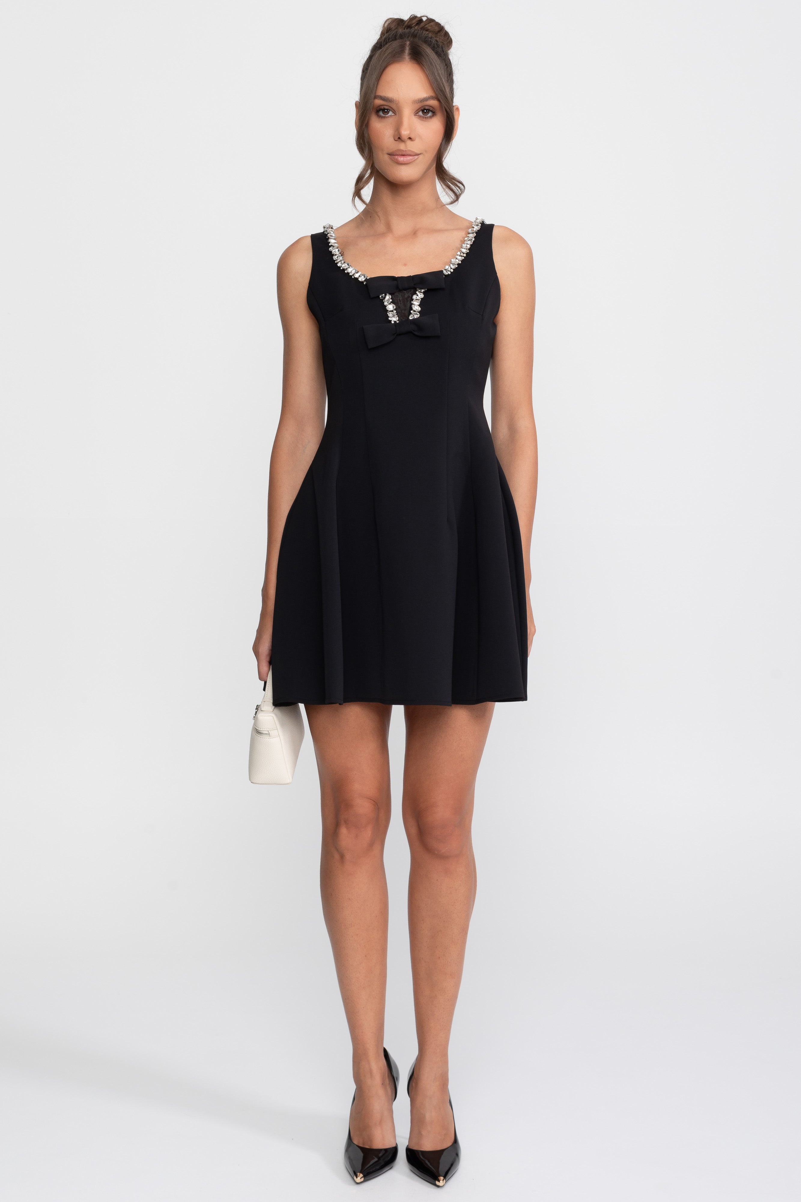 Abito Mini Fit-and-Flare con Rifiniture in Cristallo e Fiocchi sul Seno - Nero 