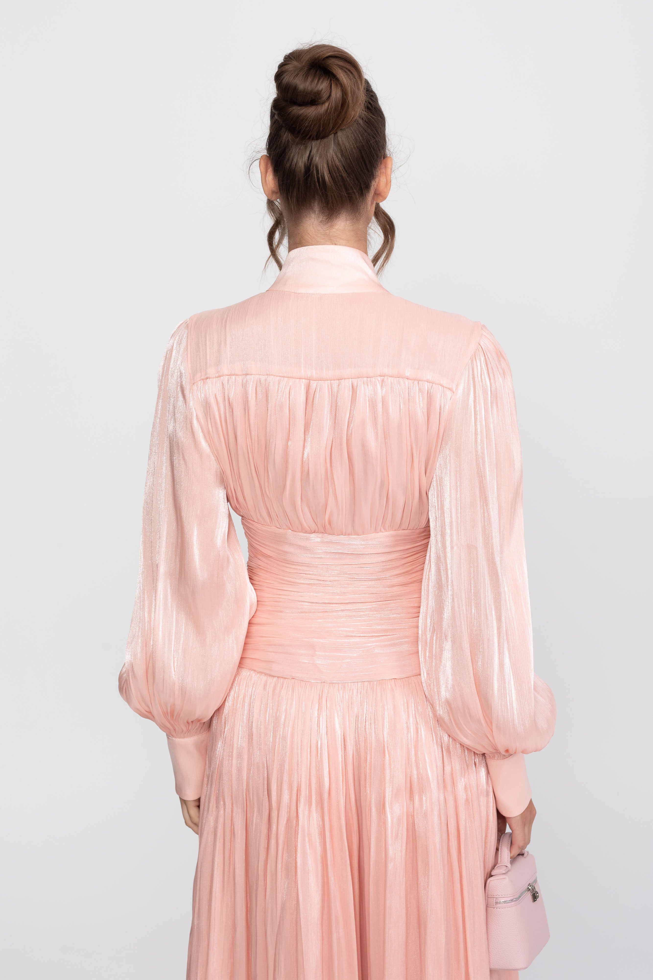 Abito maxi a balze con maniche a palloncino e bottoni rosa gioiello - Peach 