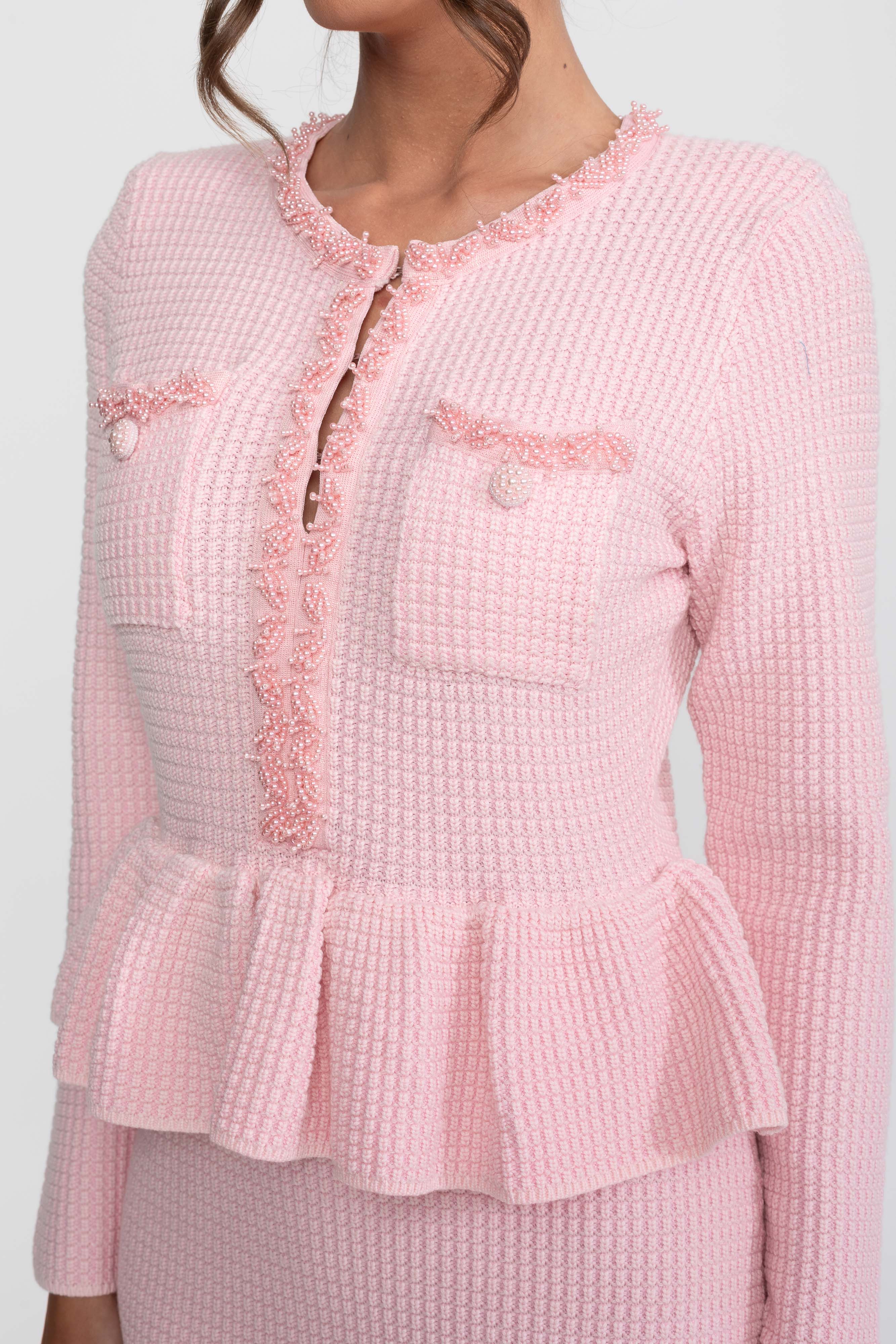 Abito Peplum in Maglia con Rifiniture Frangiate e Tasche Frontali sul Petto - Rosa 