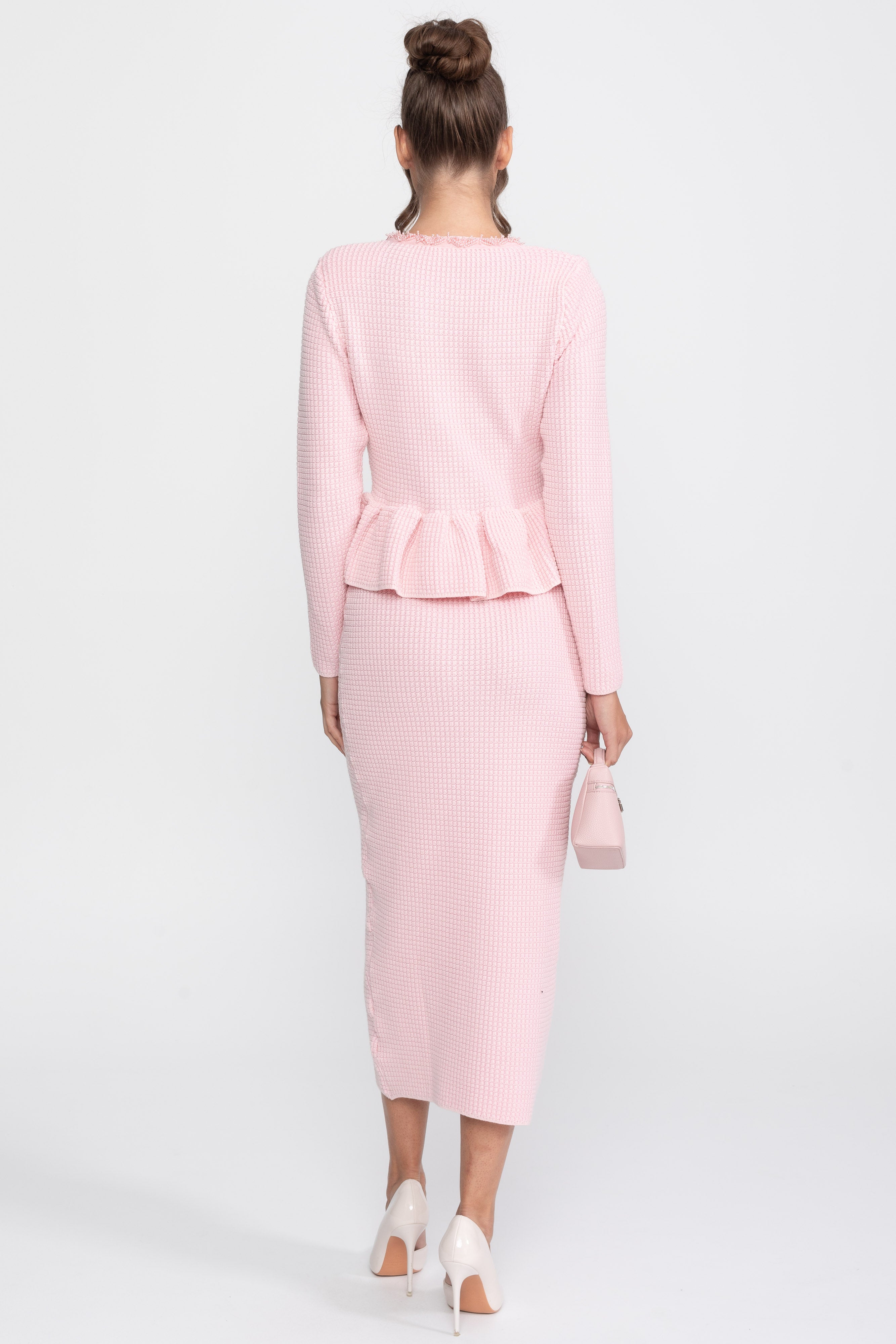 Abito Peplum in Maglia con Rifiniture Frangiate e Tasche Frontali sul Petto - Rosa 