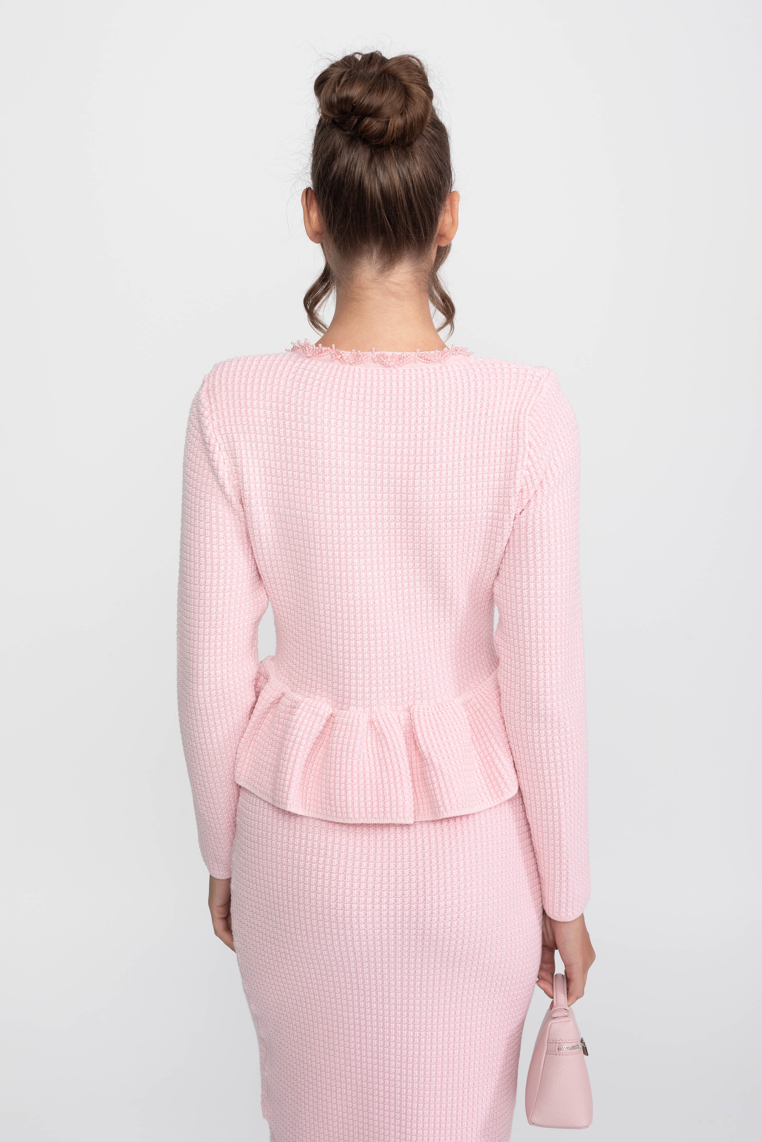 Abito Peplum in Maglia con Rifiniture Frangiate e Tasche Frontali sul Petto - Rosa 
