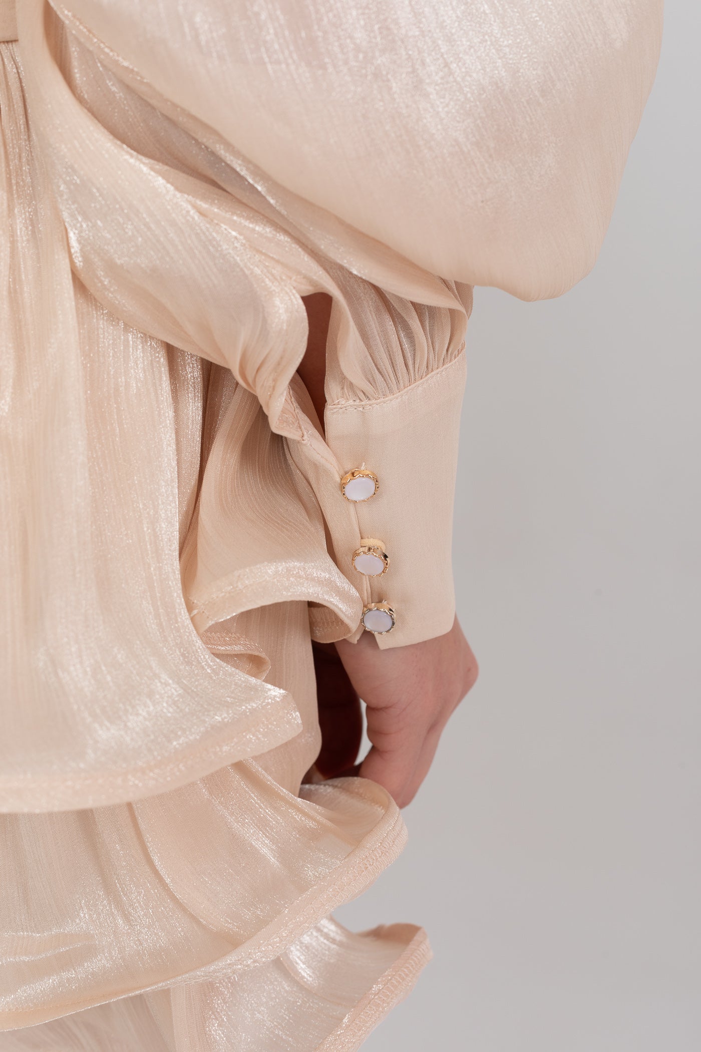Abito Mini Drappeggiato a Maniche Lunghe con Gonna a Balze a Strati - Champagne 
