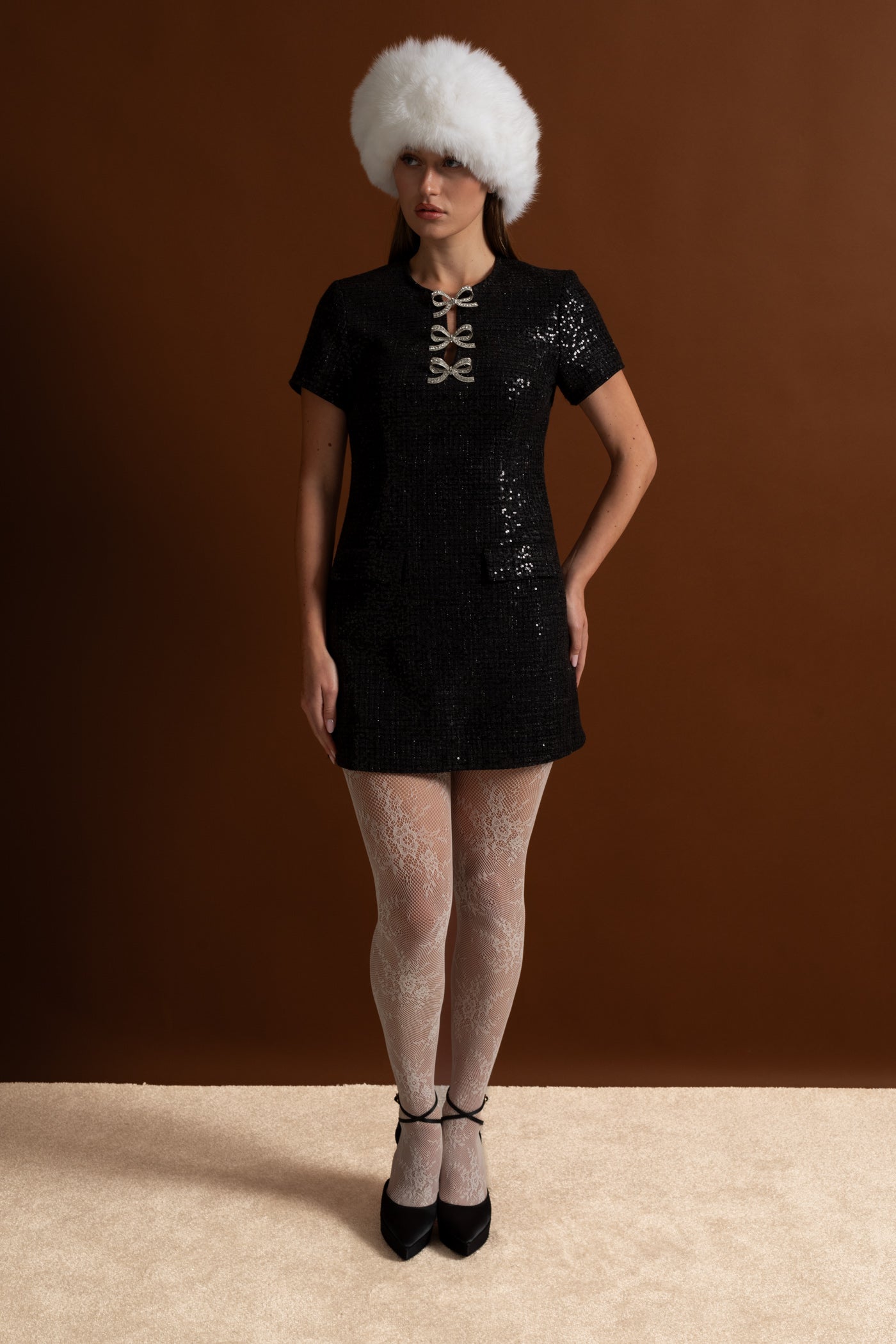 Mini abito di paillettes con fiocchi di cristallo - Nero 