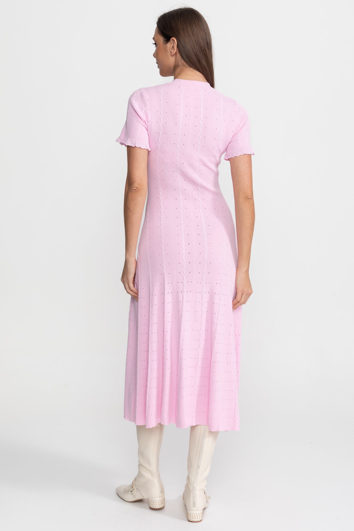 Abito Midi in Maglia con Bottoni sul Davanti e Maniche Smerlate – Rosa 