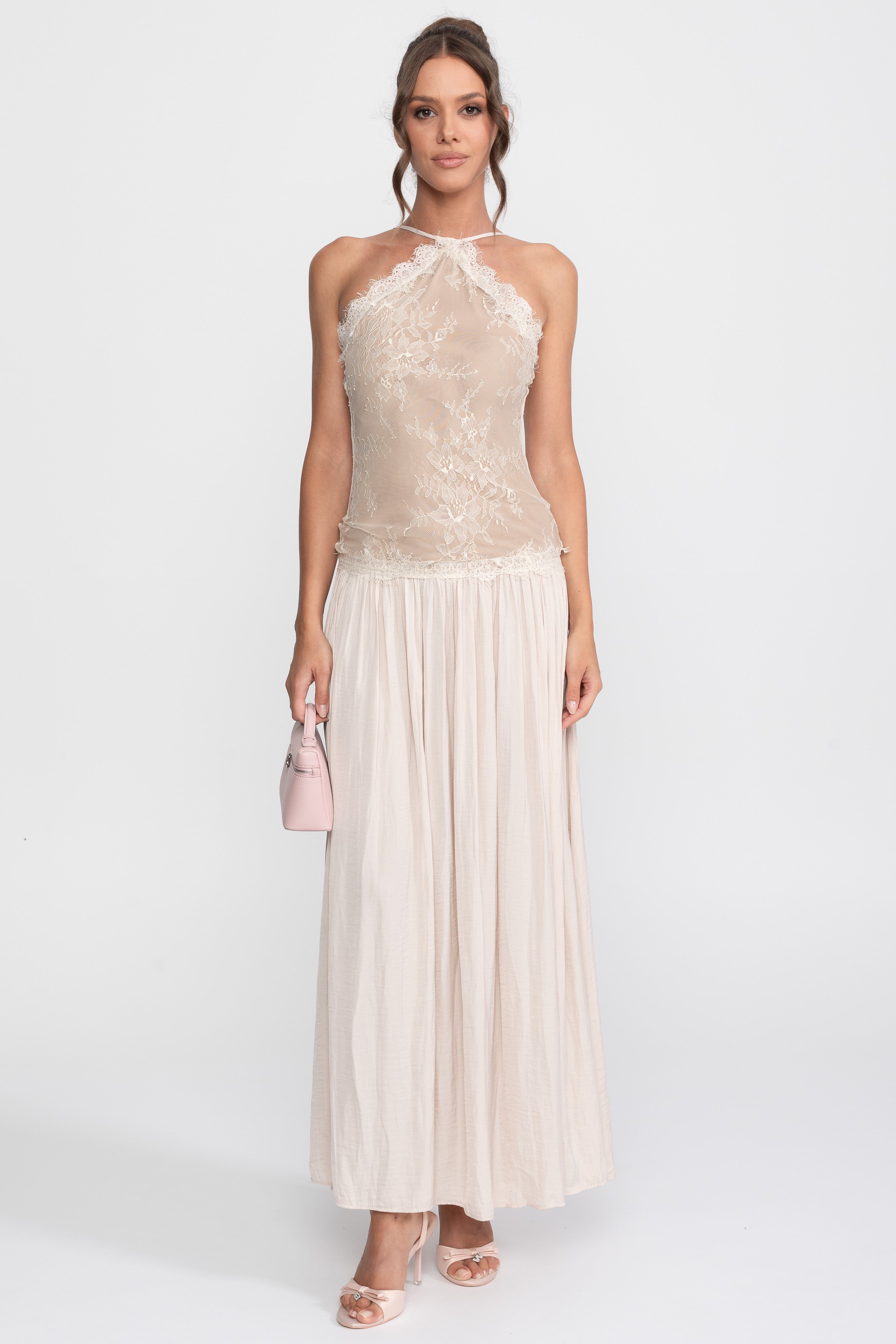 Abito maxi senza maniche con scollo halter in pizzo e gonna plissettata - Cream 