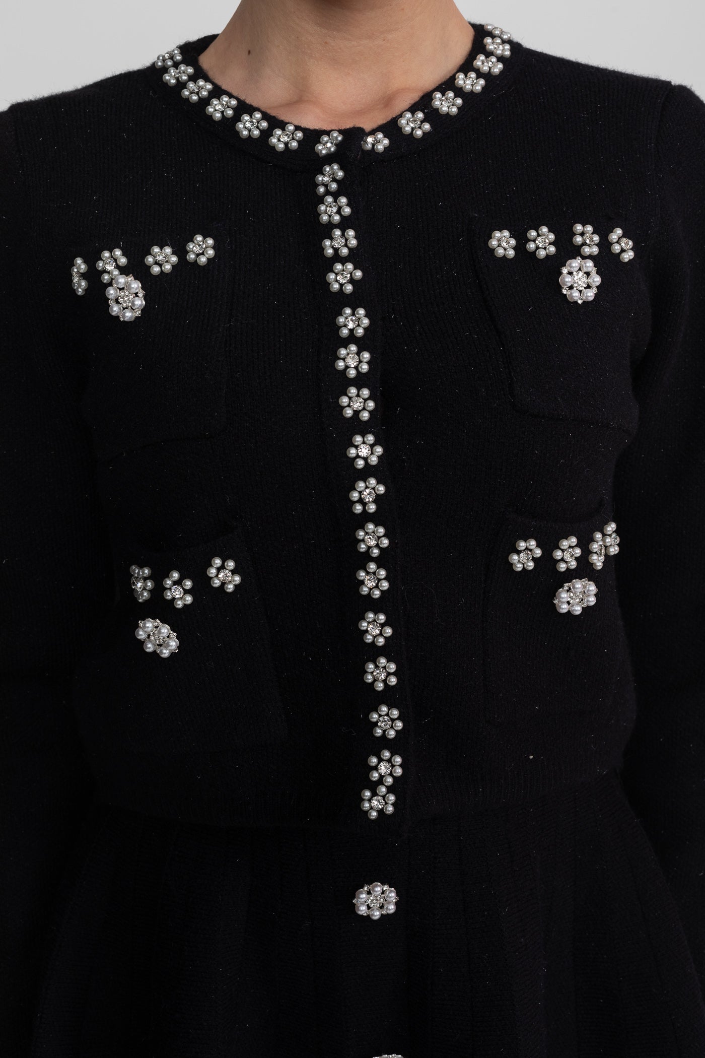 Set Coordinato in Maglia con Cardigan a Maniche Lunghe e Minigonna Coordinata - Nero 